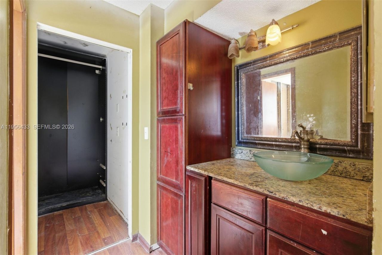 15804 SW 112th Ter, Miami, FL 33196 Photo