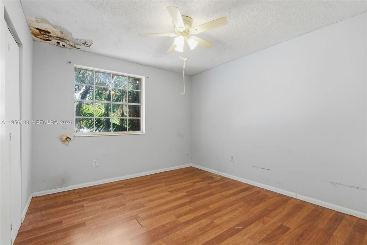 15804 SW 112th Ter, Miami, FL 33196 Photo