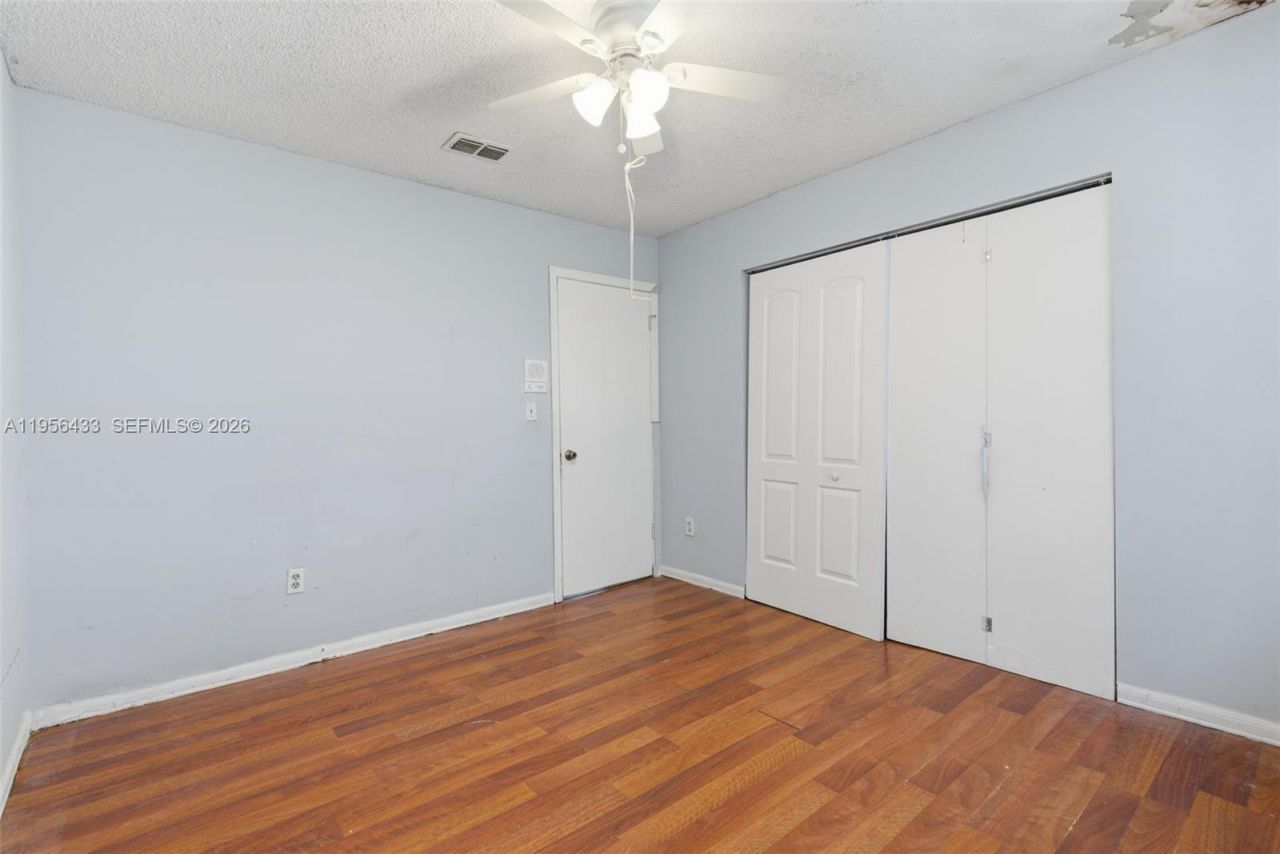 15804 SW 112th Ter, Miami, FL 33196 Photo