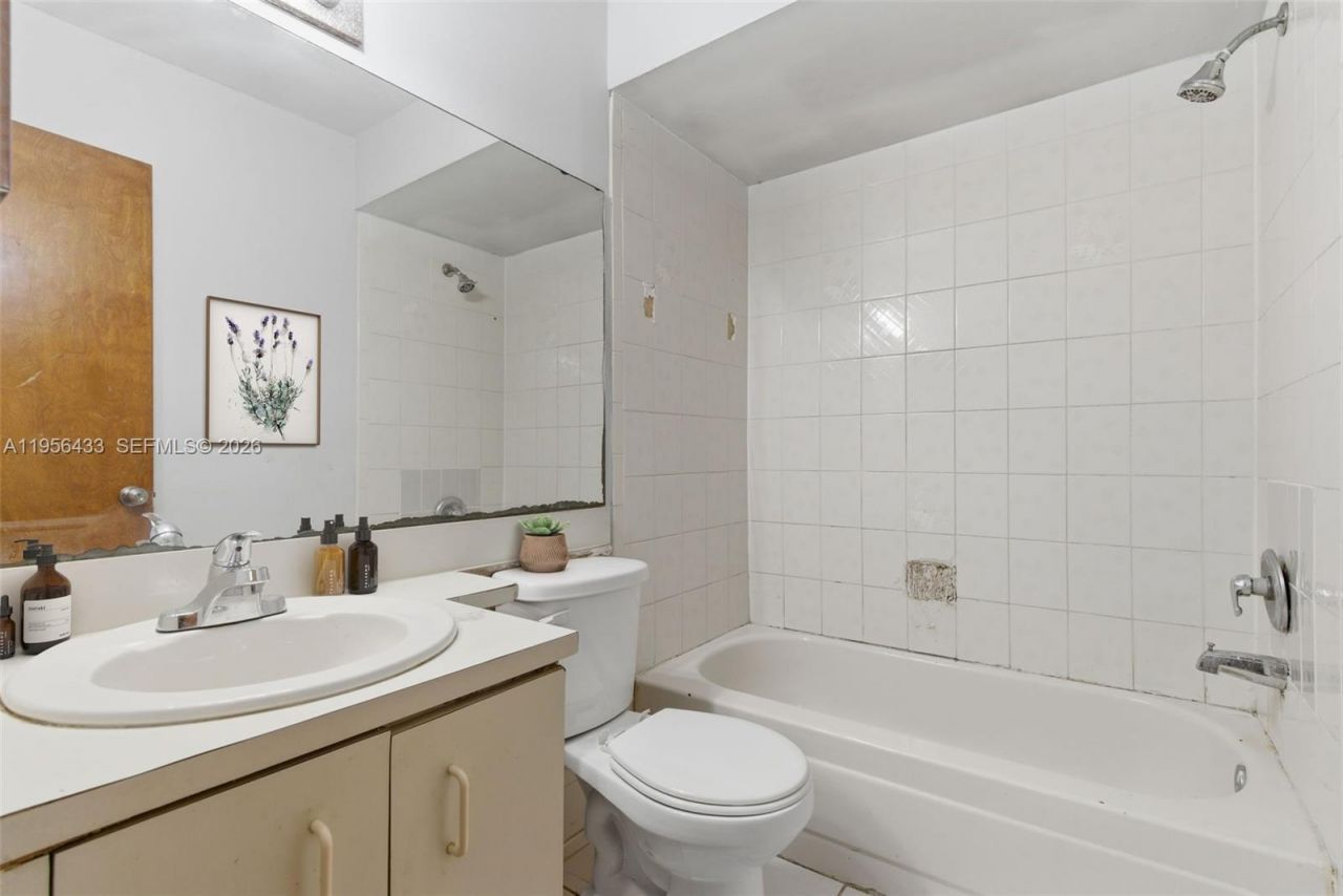 15804 SW 112th Ter, Miami, FL 33196 Photo