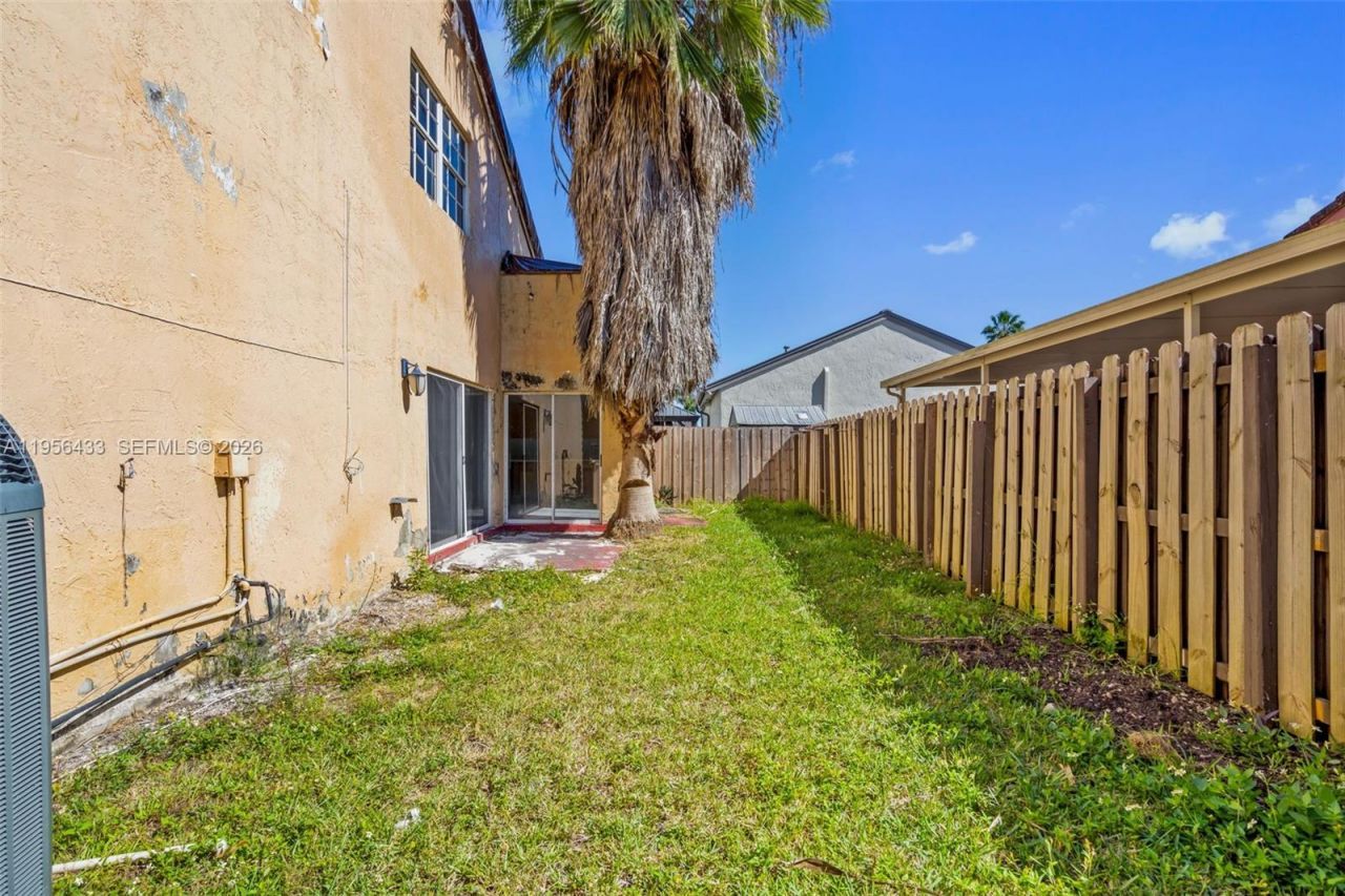 15804 SW 112th Ter, Miami, FL 33196 Photo