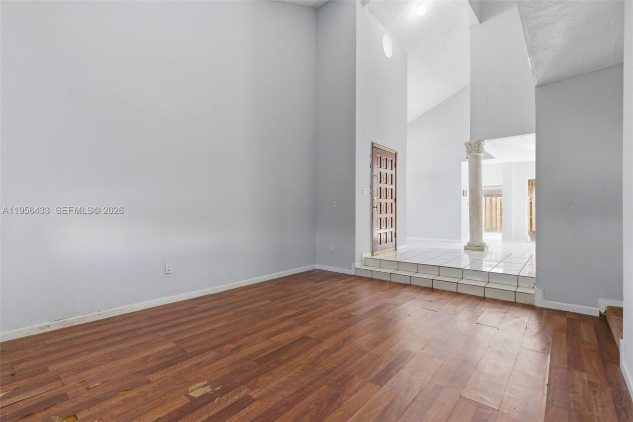 15804 SW 112th Ter, Miami, FL 33196 Photo