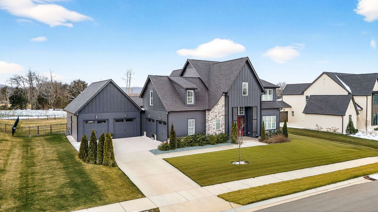 7017 Lampkins Crossing Dr, College Grove, TN 37046 Main Photo