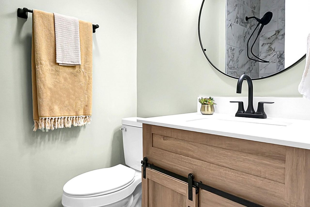 308 Tulip Street Photo 16