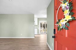 308 Tulip Street photo 4