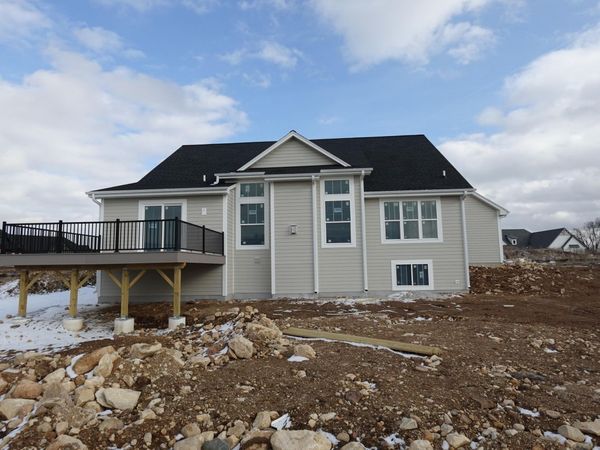 W259N5789 Apple Cider Ct, Lisbon, WI 53089