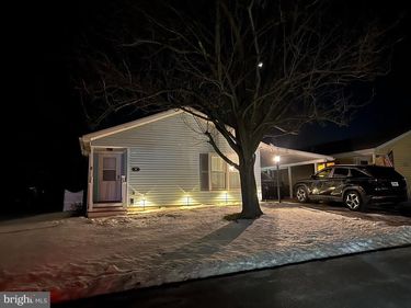 33 WESTVIEW TERRACE, WOMELSDORF, PA 19567