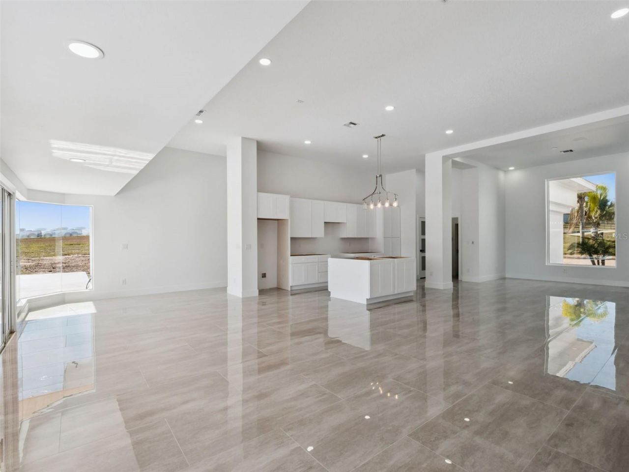 17850 Coralwood Lane, Groveland, FL 34736 Photo