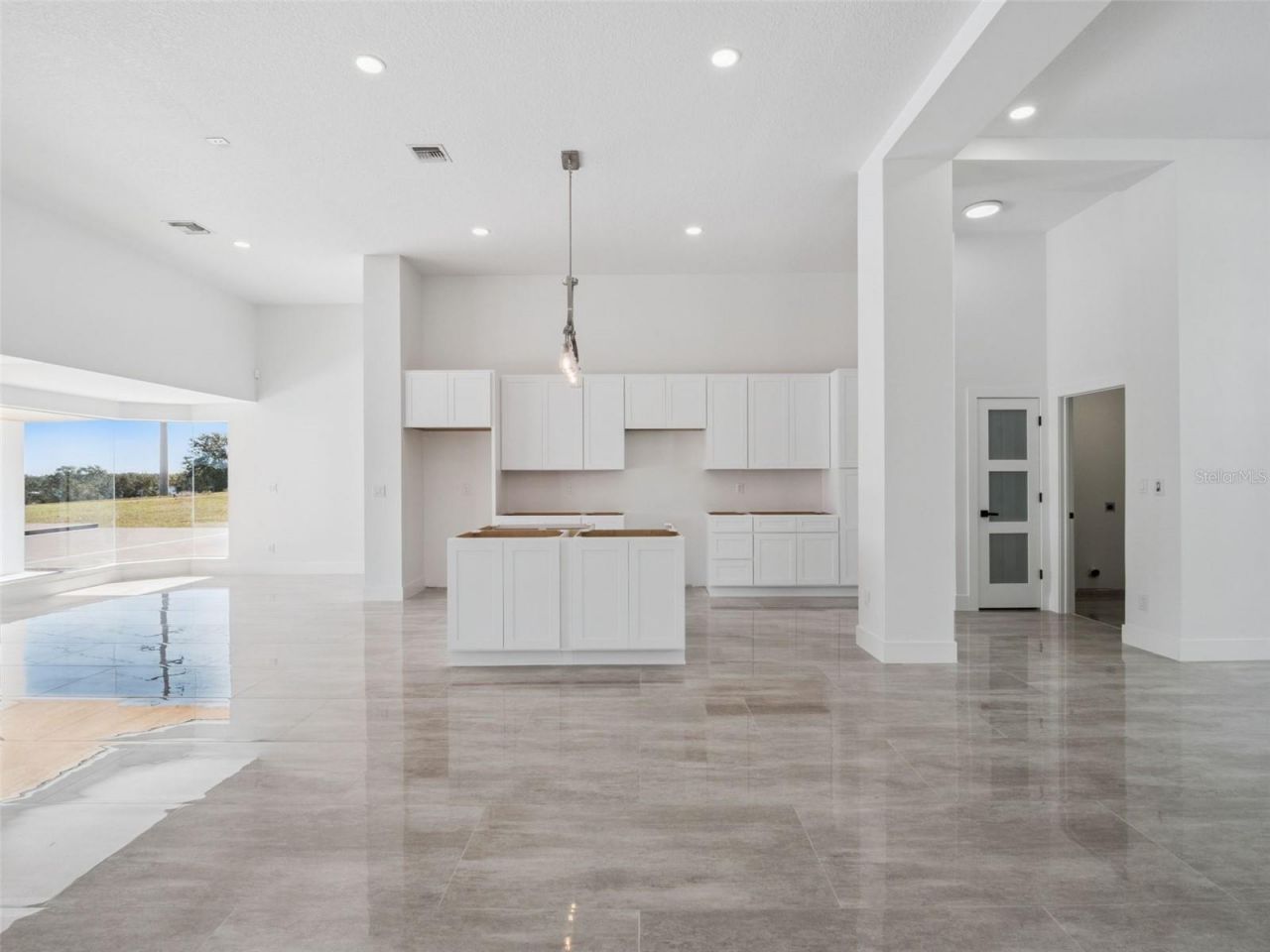 17850 Coralwood Lane, Groveland, FL 34736 Photo