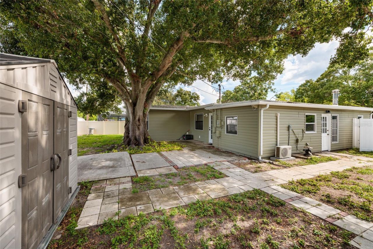 7500 15th Street N, Saint Petersburg, FL 33702 Photo