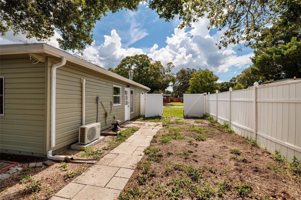 7500 15th Street N, Saint Petersburg, FL 33702 Photo