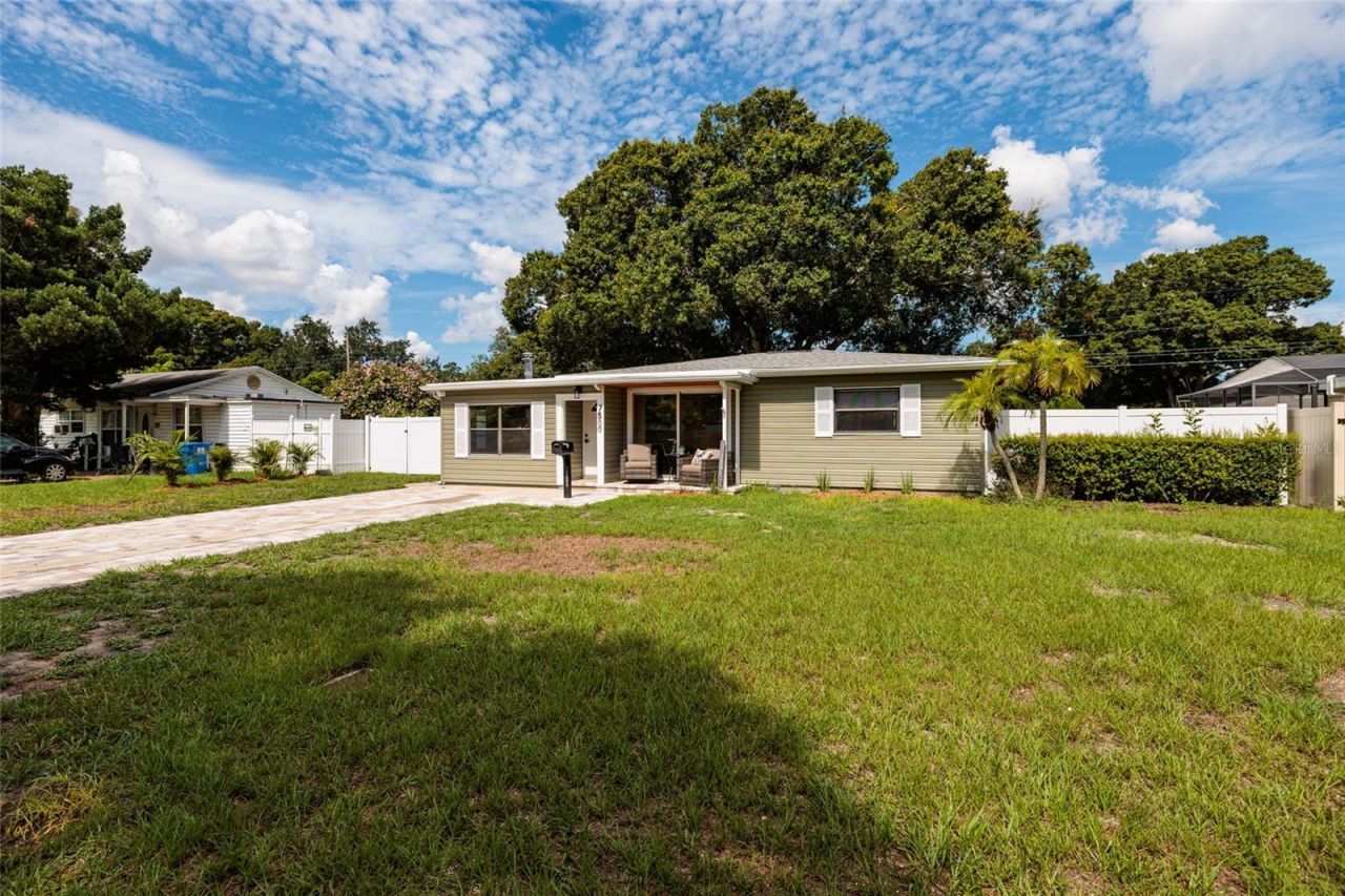 7500 15th Street N, Saint Petersburg, FL 33702 Photo