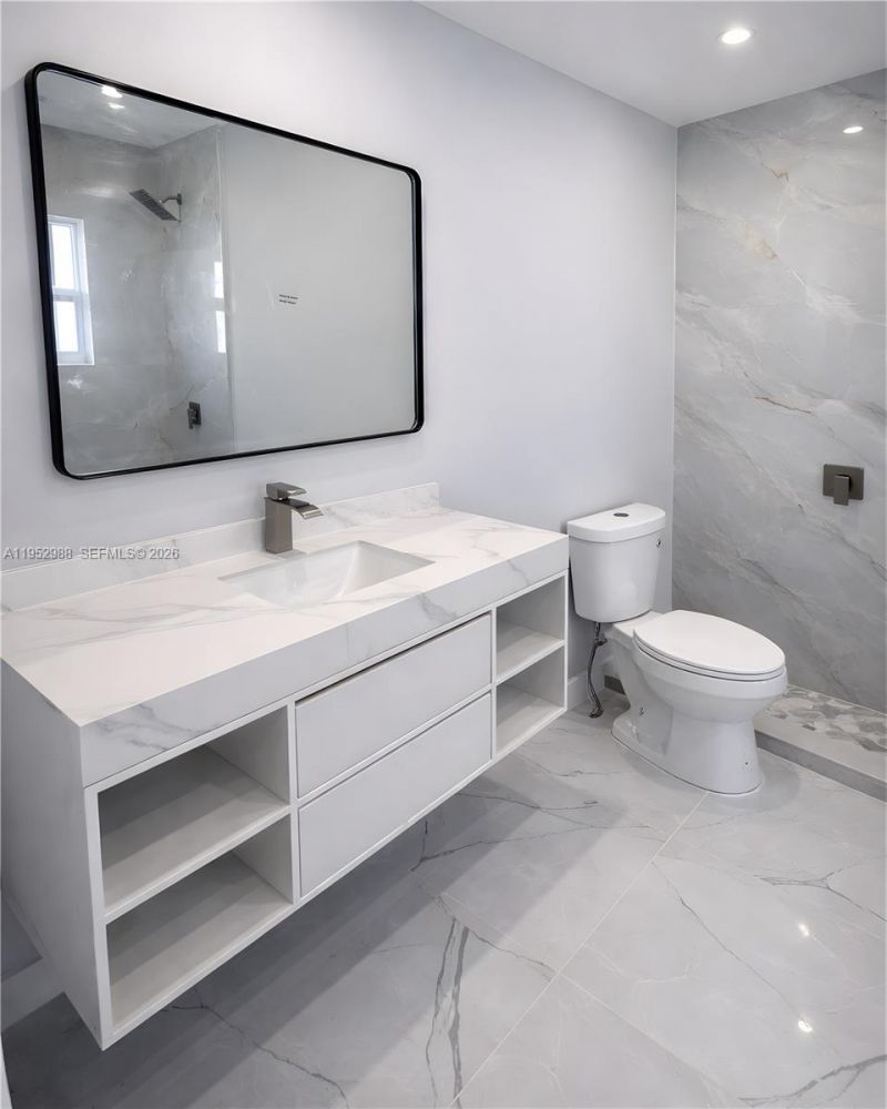 7925 W 29th Way , Unit 201, Hialeah, FL 33018 Photo