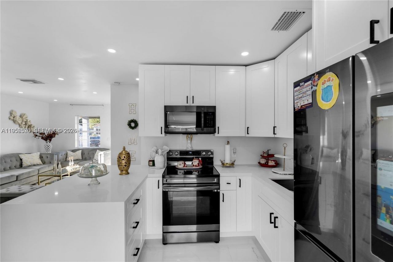 174 E 40th St , Hialeah, FL 33013 Photo