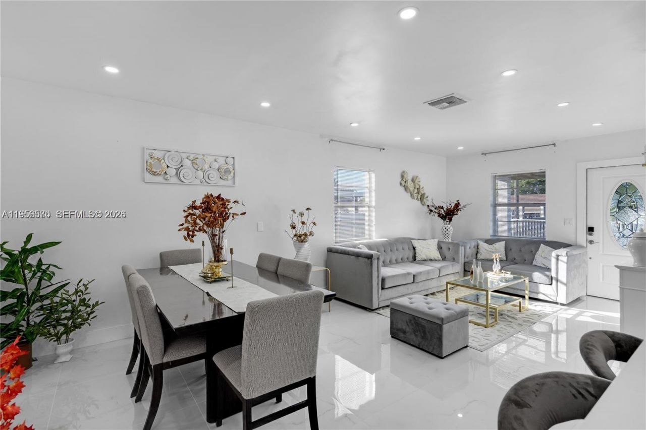 174 E 40th St , Hialeah, FL 33013 Photo