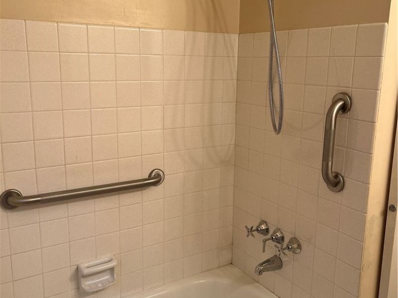 16100 Scottsdale Boulevard, Shaker Heights, OH 44120 Photo 12