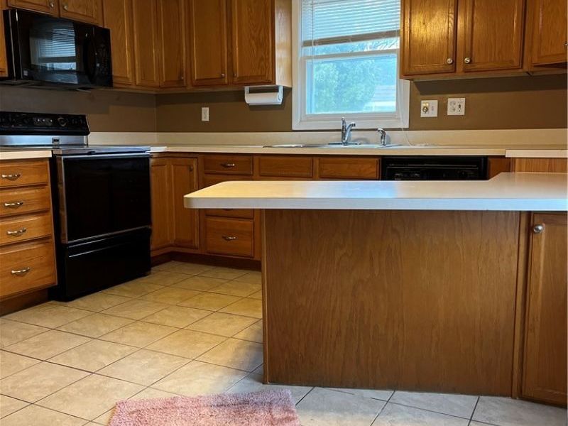 16100 Scottsdale Boulevard, Shaker Heights, OH 44120 Photo 6