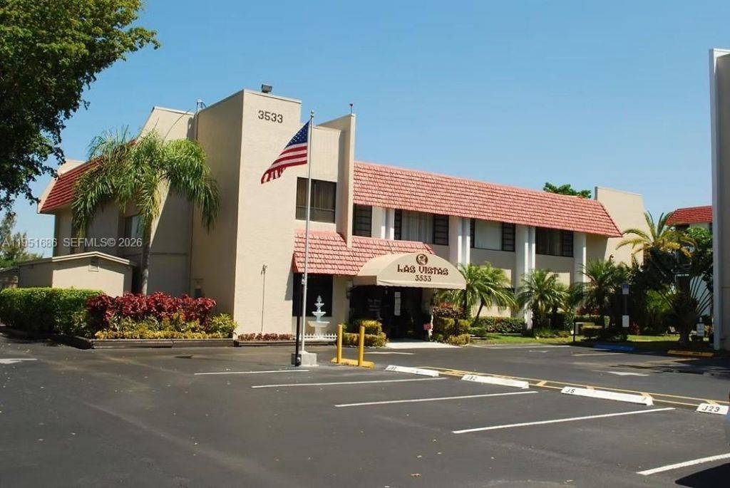 3531 Inverrary Dr , Unit 107, Lauderhill, FL 33319 Photo