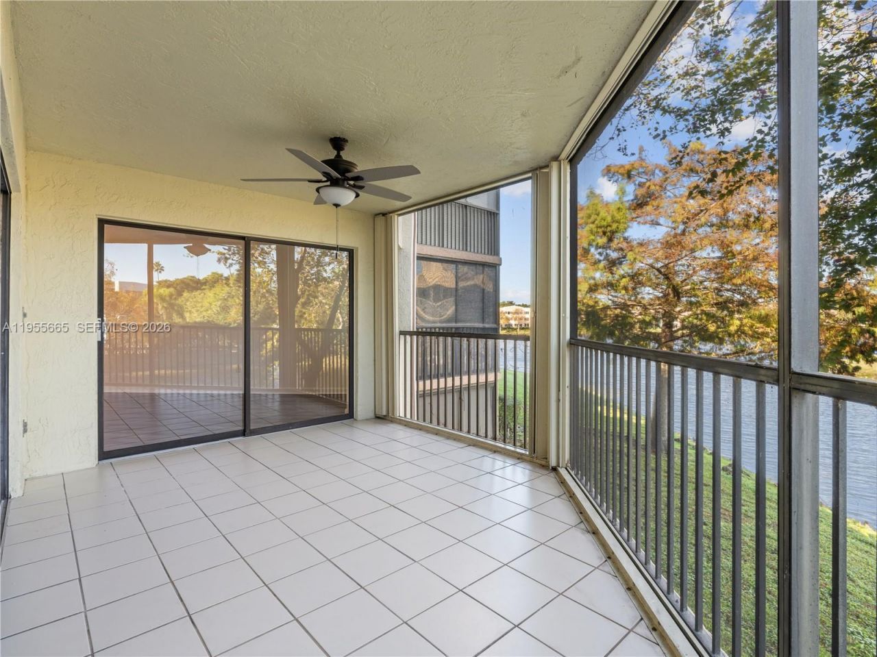 7547 Fairfax Dr, Unit 210, Tamarac, FL 33321 Photo