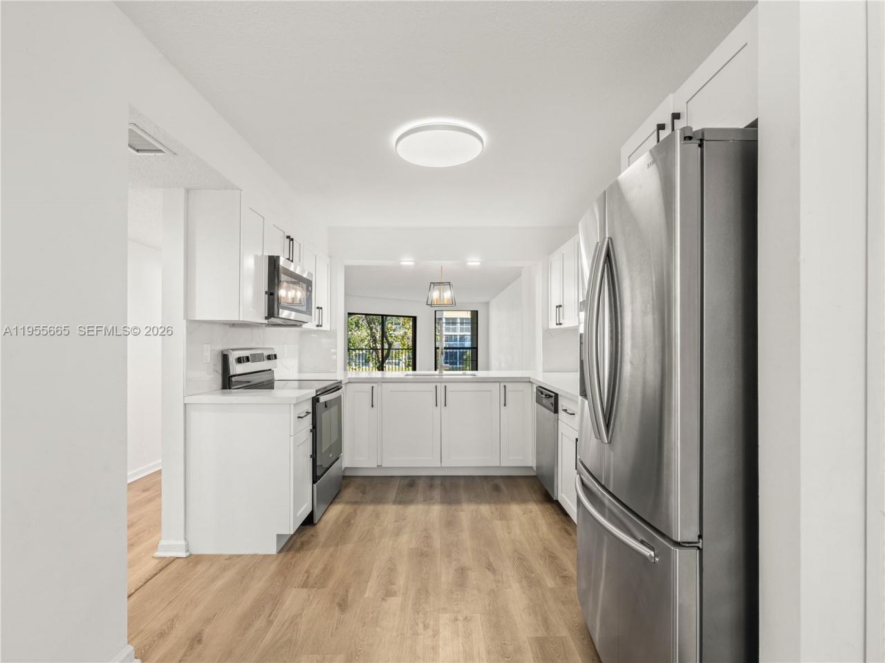 7547 Fairfax Dr, Unit 210, Tamarac, FL 33321 Photo