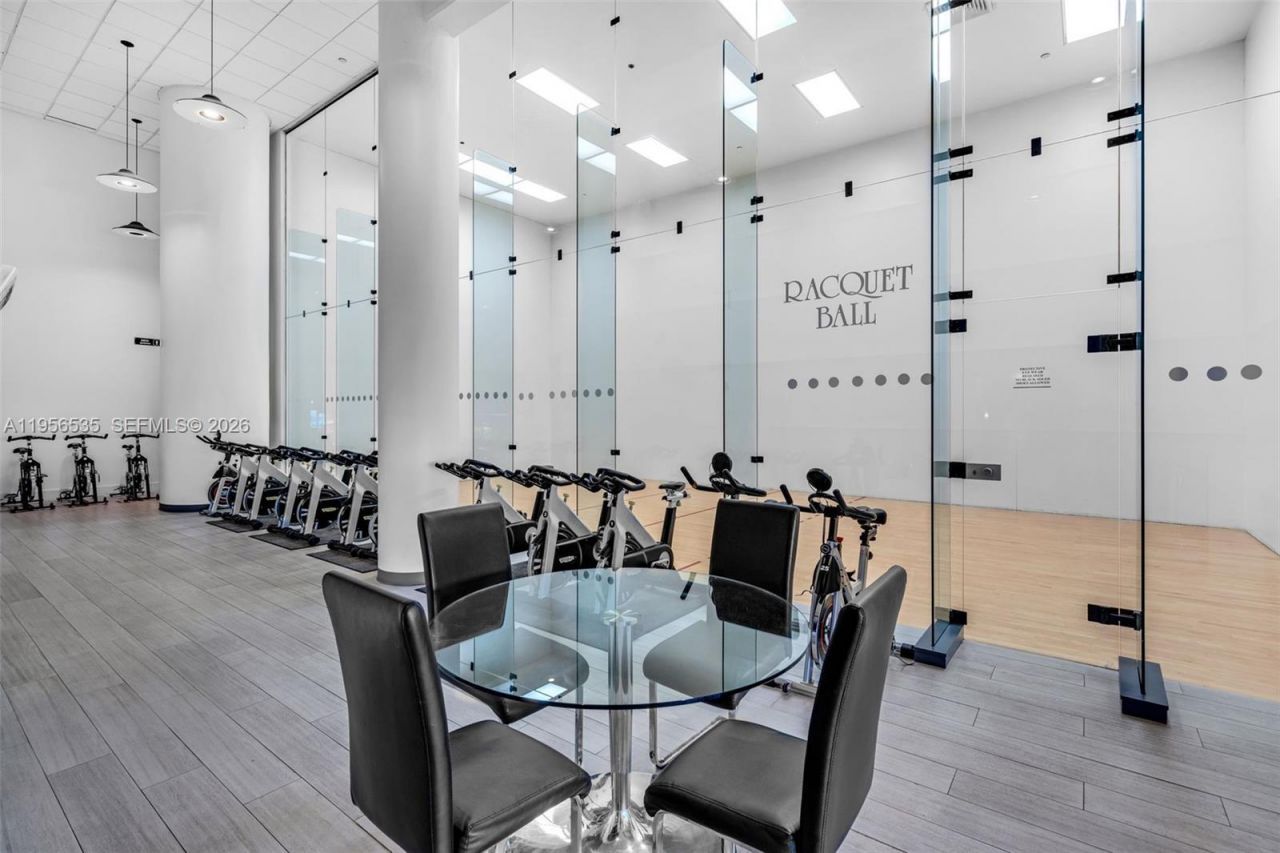 16485 Collins Ave, Unit 632, Sunny Isles Beach, FL 33160 Photo