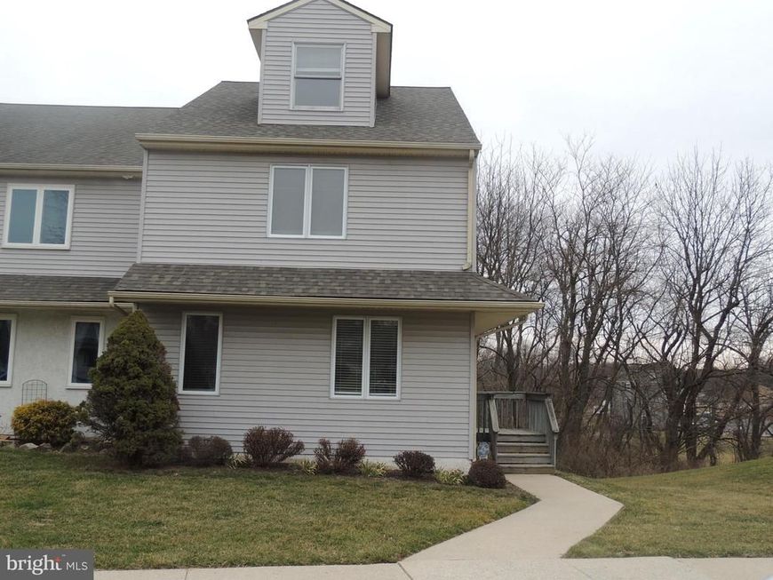 404 Pinebrooke Circle, Unit 404, Downingtown, PA 19335 Main Photo