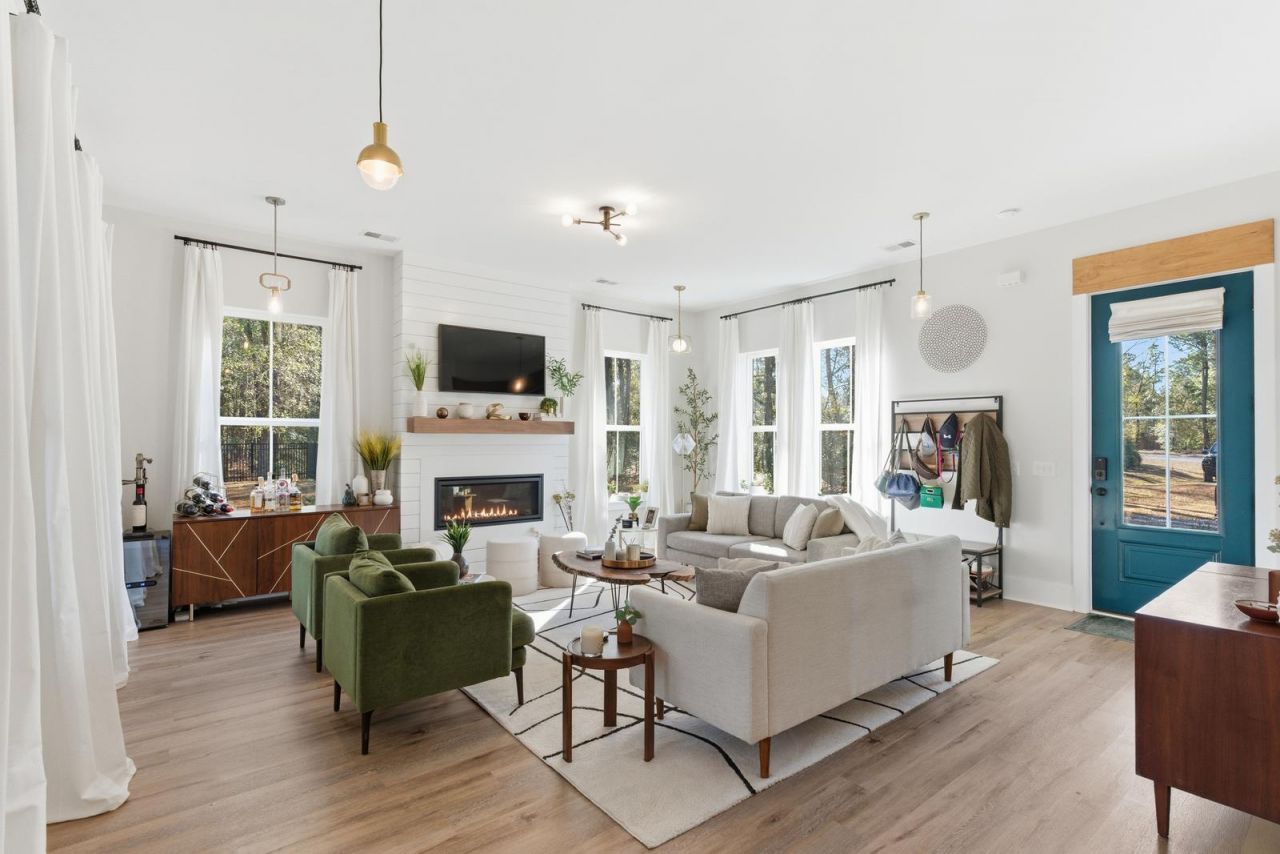 5710 Caviar Court Photo 8