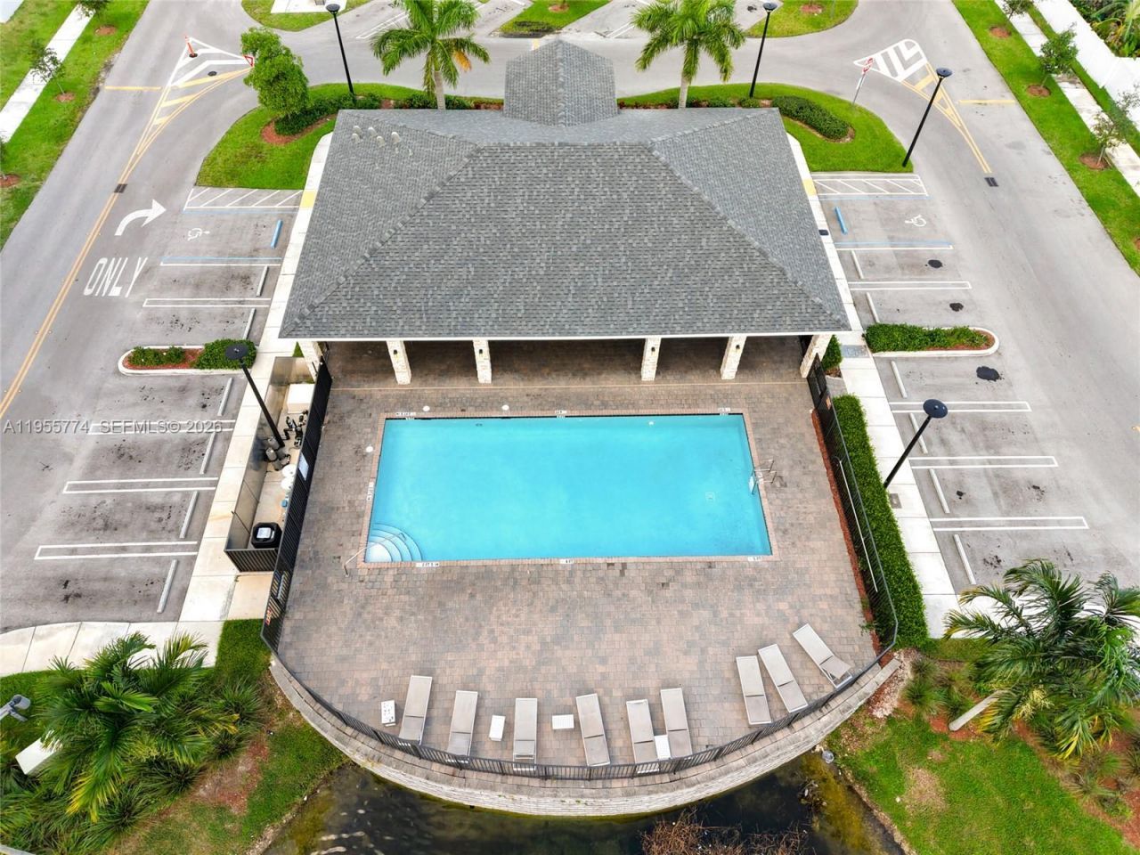 1921 SE 8th Pl, Homestead, FL 33034 Photo