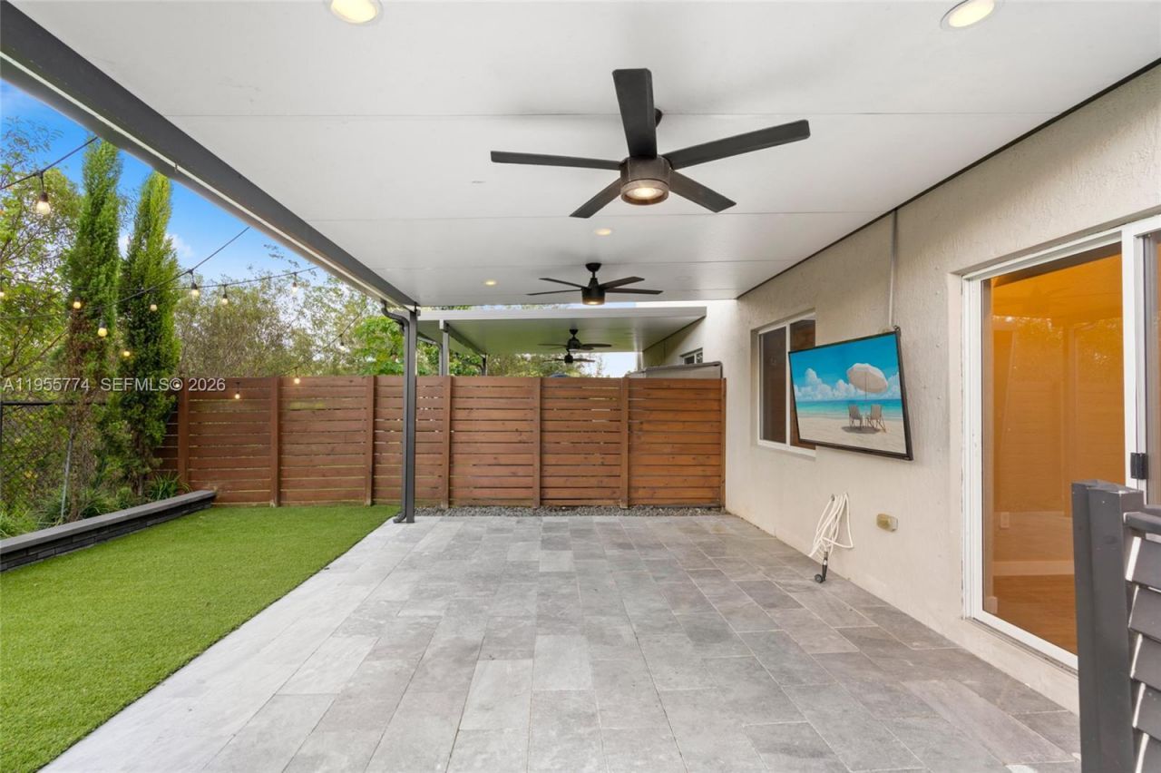 1921 SE 8th Pl, Homestead, FL 33034 Photo