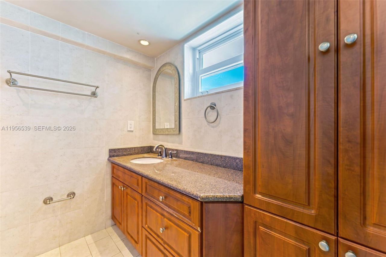Please Call For Address, Unit 1019, Miami Beach, FL 33140 Photo