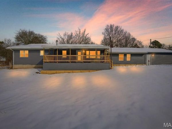 19901 Gore Road, Ste Genevieve, MO 63670