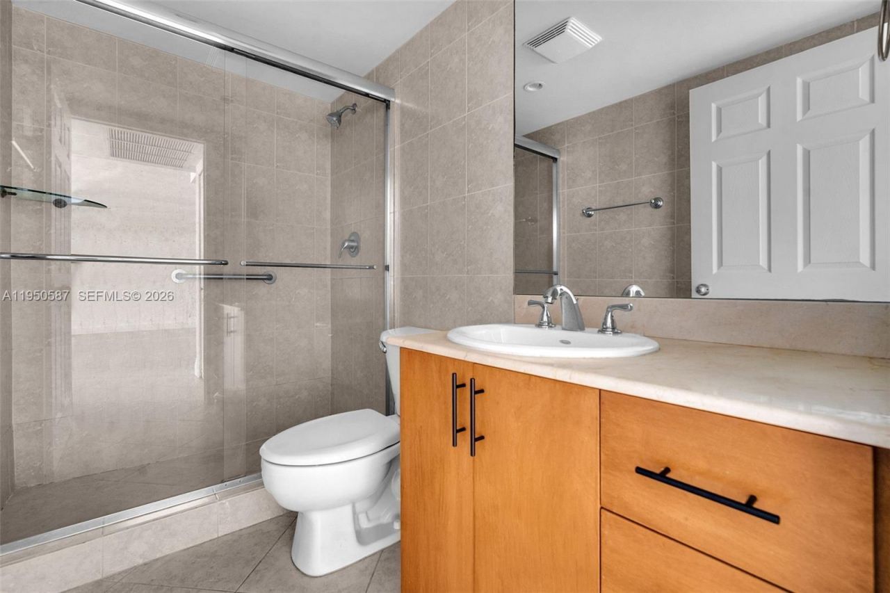 10350 W Bay Harbor Dr, Unit 8F, Bay Harbor Islands, FL 33154 Photo