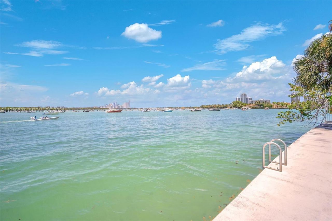 10350 W Bay Harbor Dr, Unit 8F, Bay Harbor Islands, FL 33154 Photo