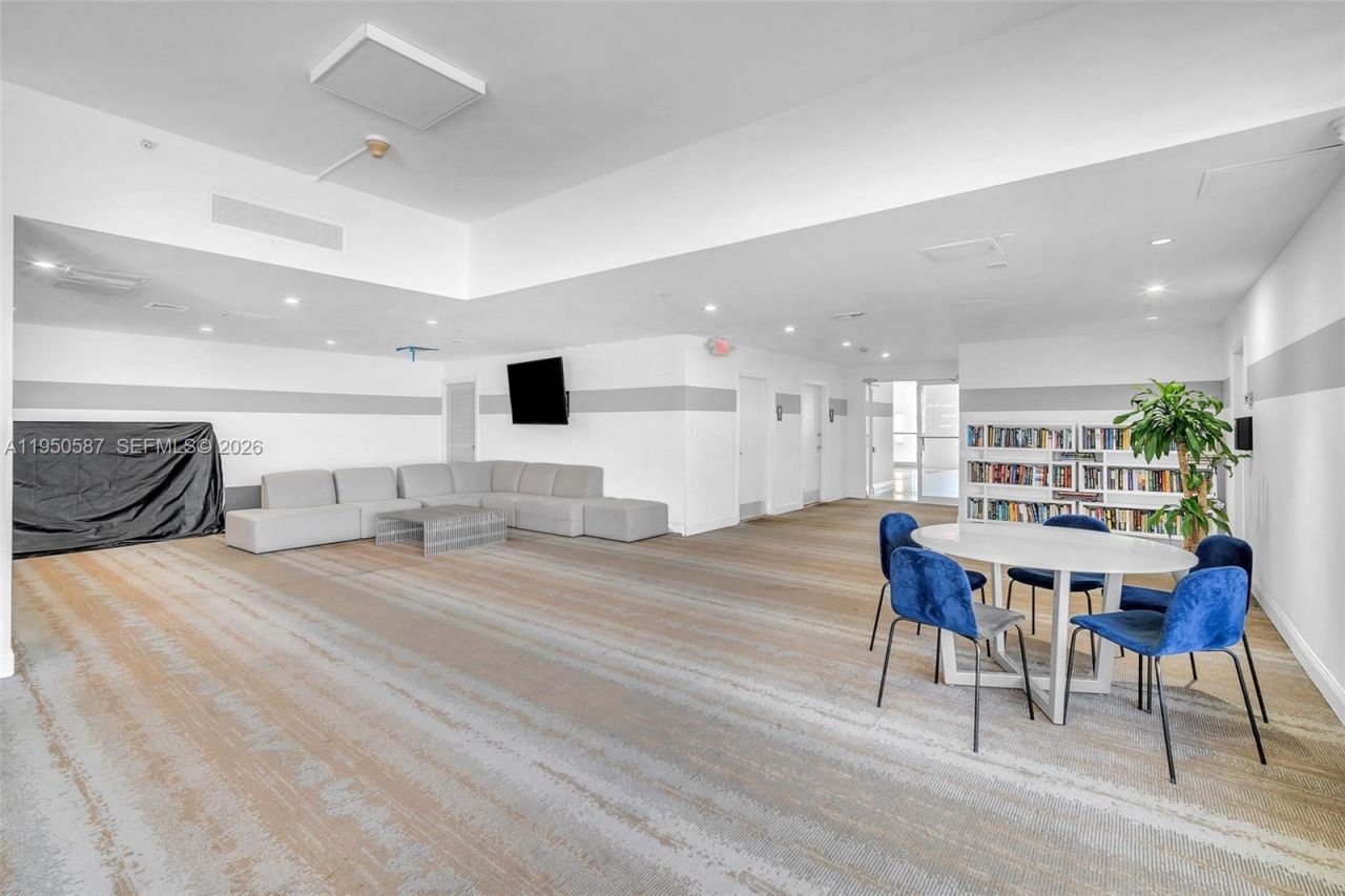 10350 W Bay Harbor Dr, Unit 8F, Bay Harbor Islands, FL 33154 Photo