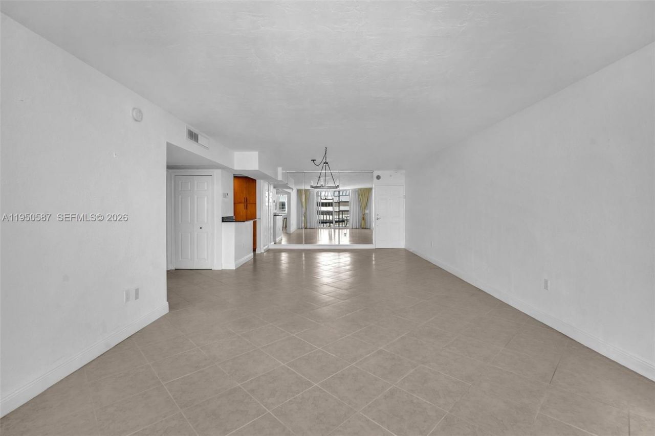 10350 W Bay Harbor Dr, Unit 8F, Bay Harbor Islands, FL 33154 Photo