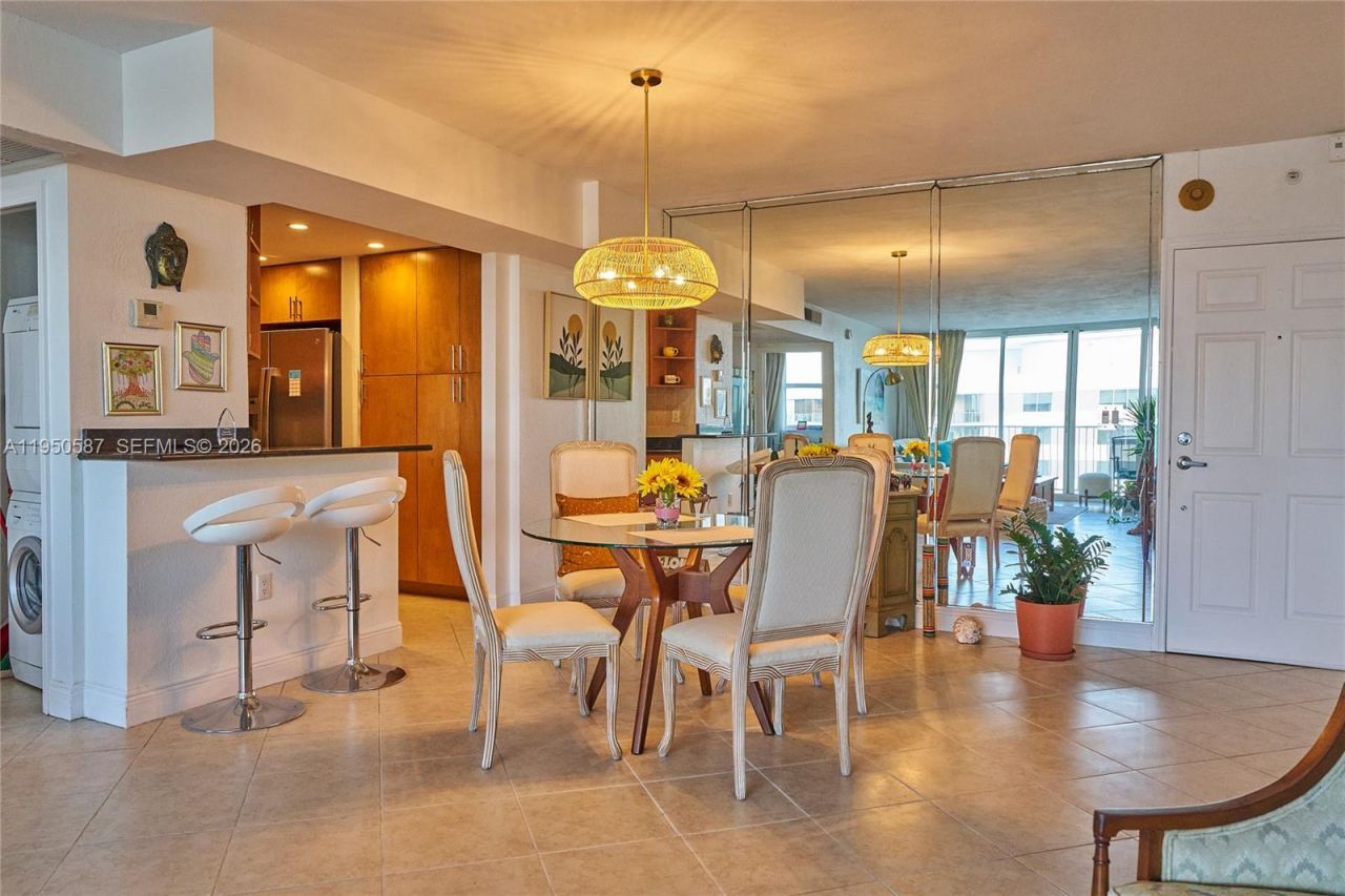 10350 W Bay Harbor Dr, Unit 8F, Bay Harbor Islands, FL 33154 Photo