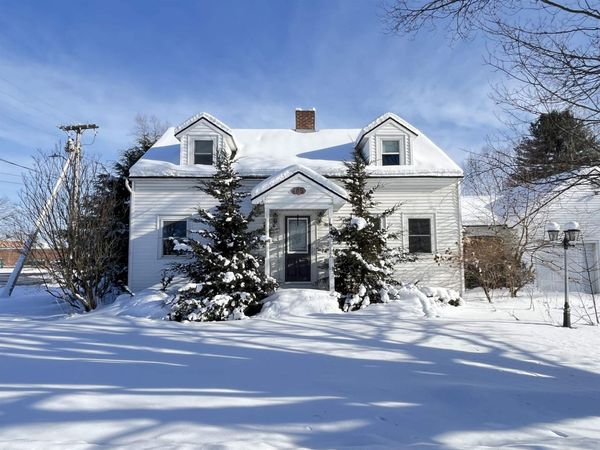 405 Main Street, Derby, VT 05829