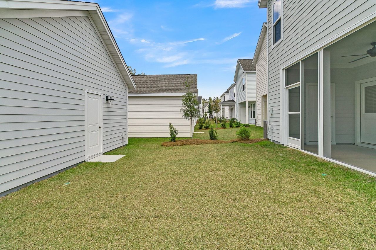 110 Crimson Street Photo 43