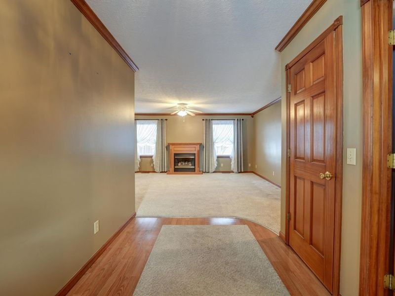 203 Westbury Drive, Greenville, OH 45331 Photo 10