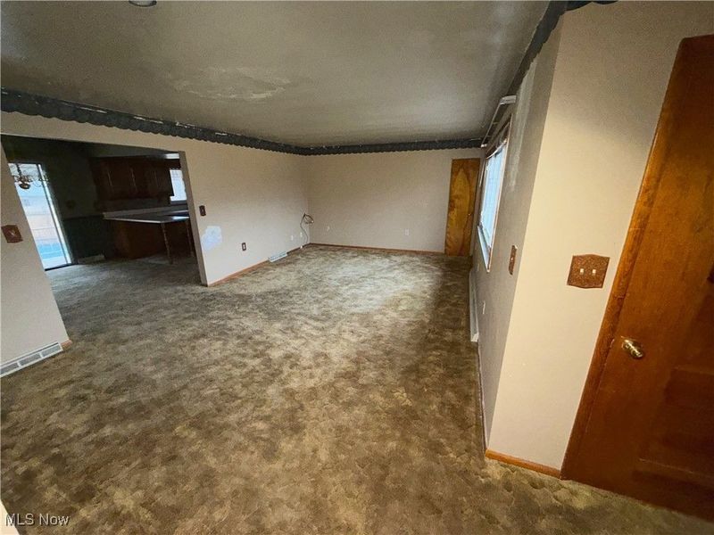 141 WEST Boulevard, Mingo Junction, OH 43938 Photo 10