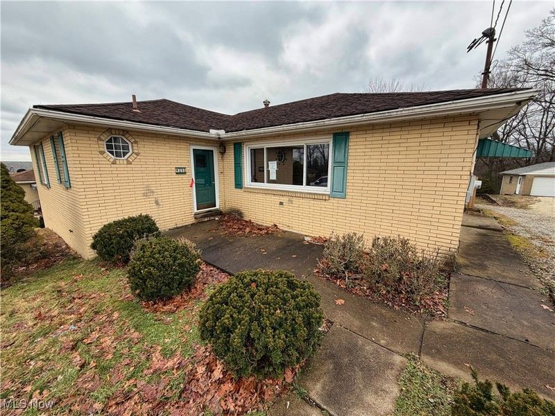 141 WEST Boulevard, Mingo Junction, OH 43938 Photo 8