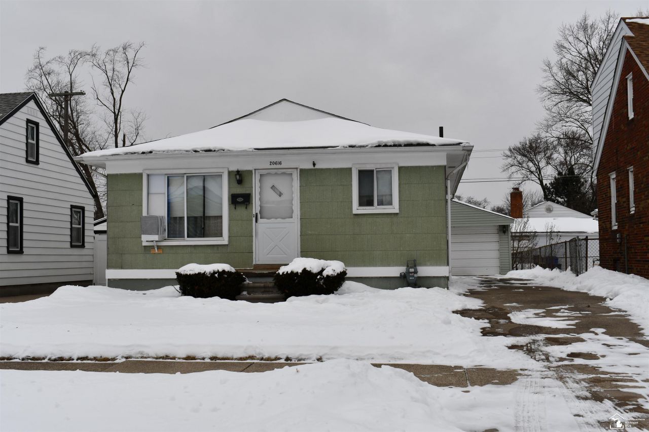 20616 Powers Avenue, Dearborn Heights, MI 48125 Main Photo