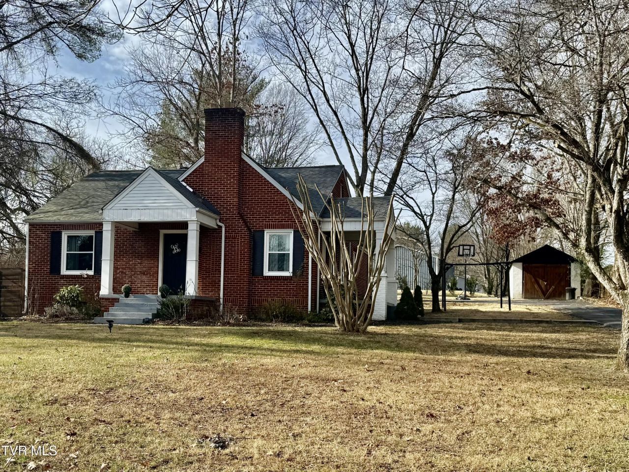 147 Gray Station Road, Johnson City, TN 37615 Main Photo