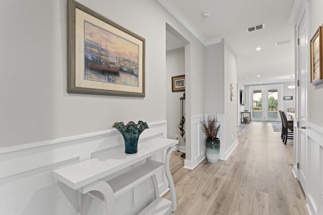 119 Leeward Landing Photo 10