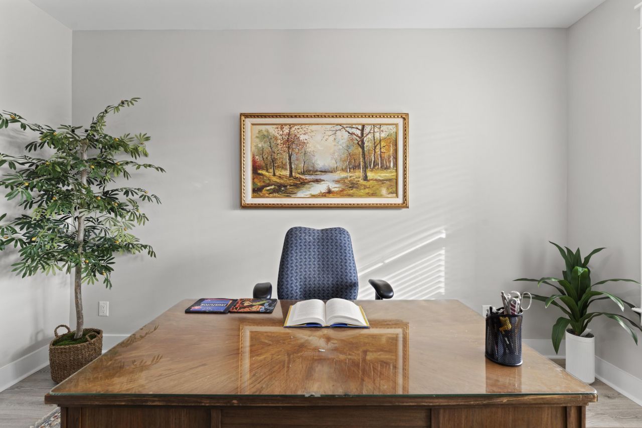 119 Leeward Landing Photo 11