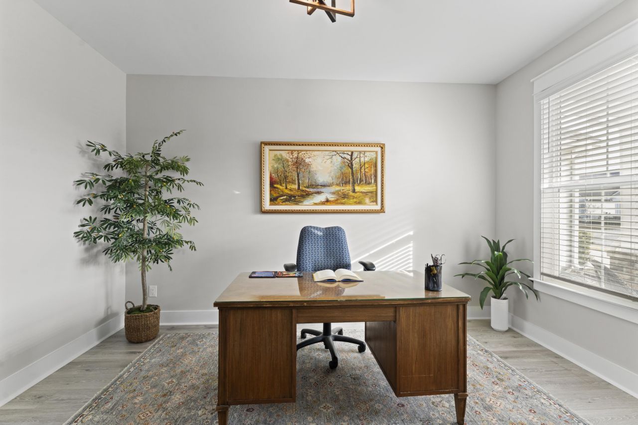 119 Leeward Landing Photo 12