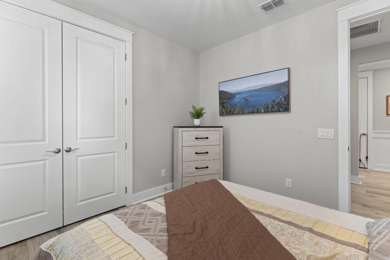 119 Leeward Landing Photo 20