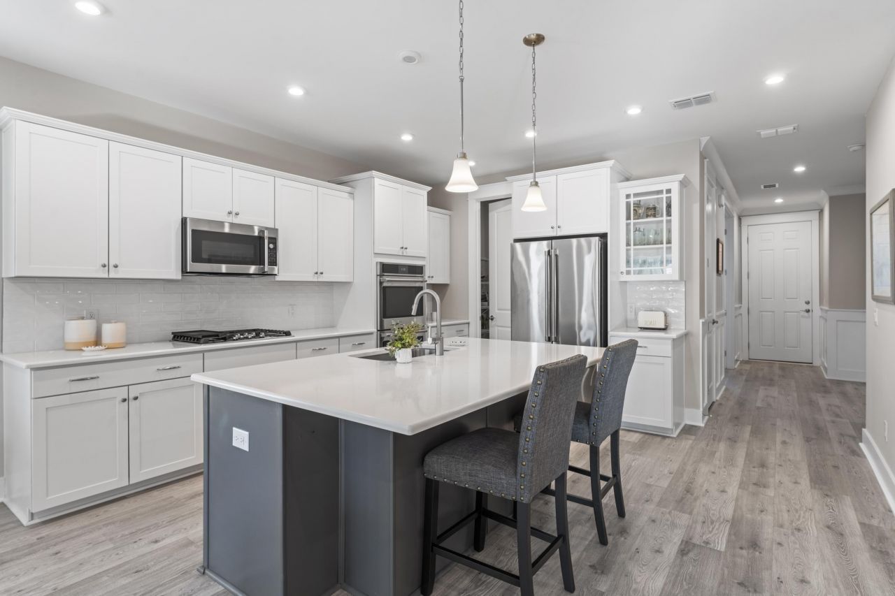 119 Leeward Landing Photo 30