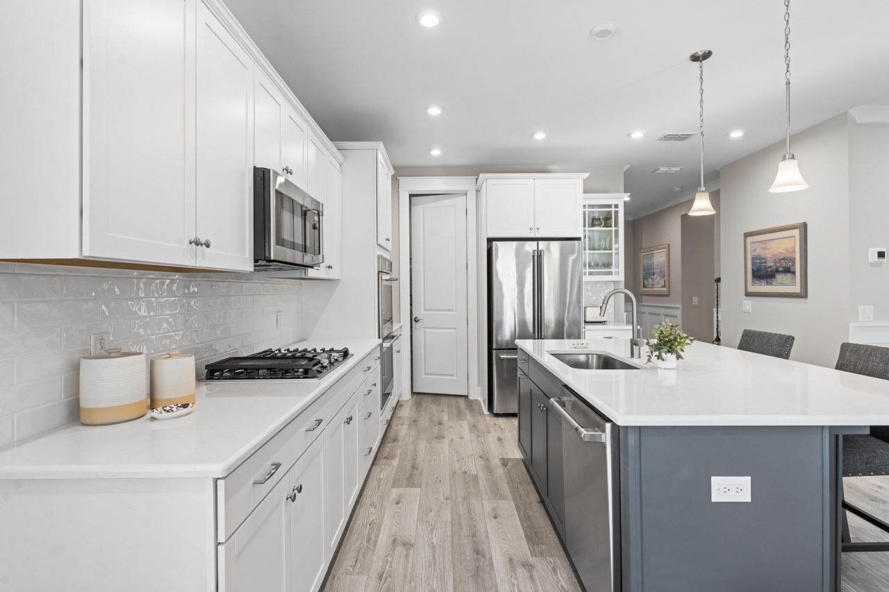 119 Leeward Landing Photo 31