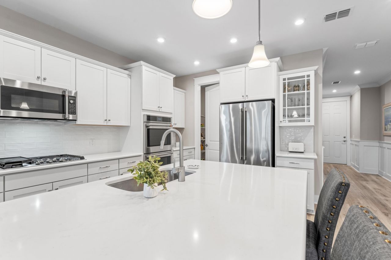 119 Leeward Landing Photo 35